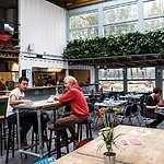 Café-restaurant Hotel Buiten | foto Carly Wollaert